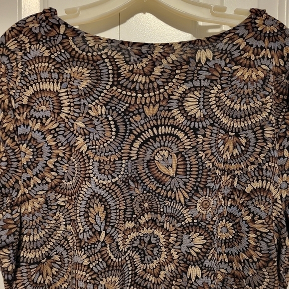 CROFT & Barrow Brown Paisley Short Sleeve Blouse 2x Pre-owned - Picture 6 of 6